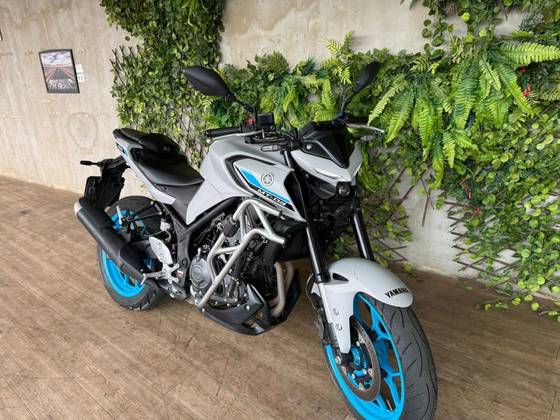 YAMAHA MT-03 CONNECTED ABS YAMAHA MT-03 CONNECTED ABS